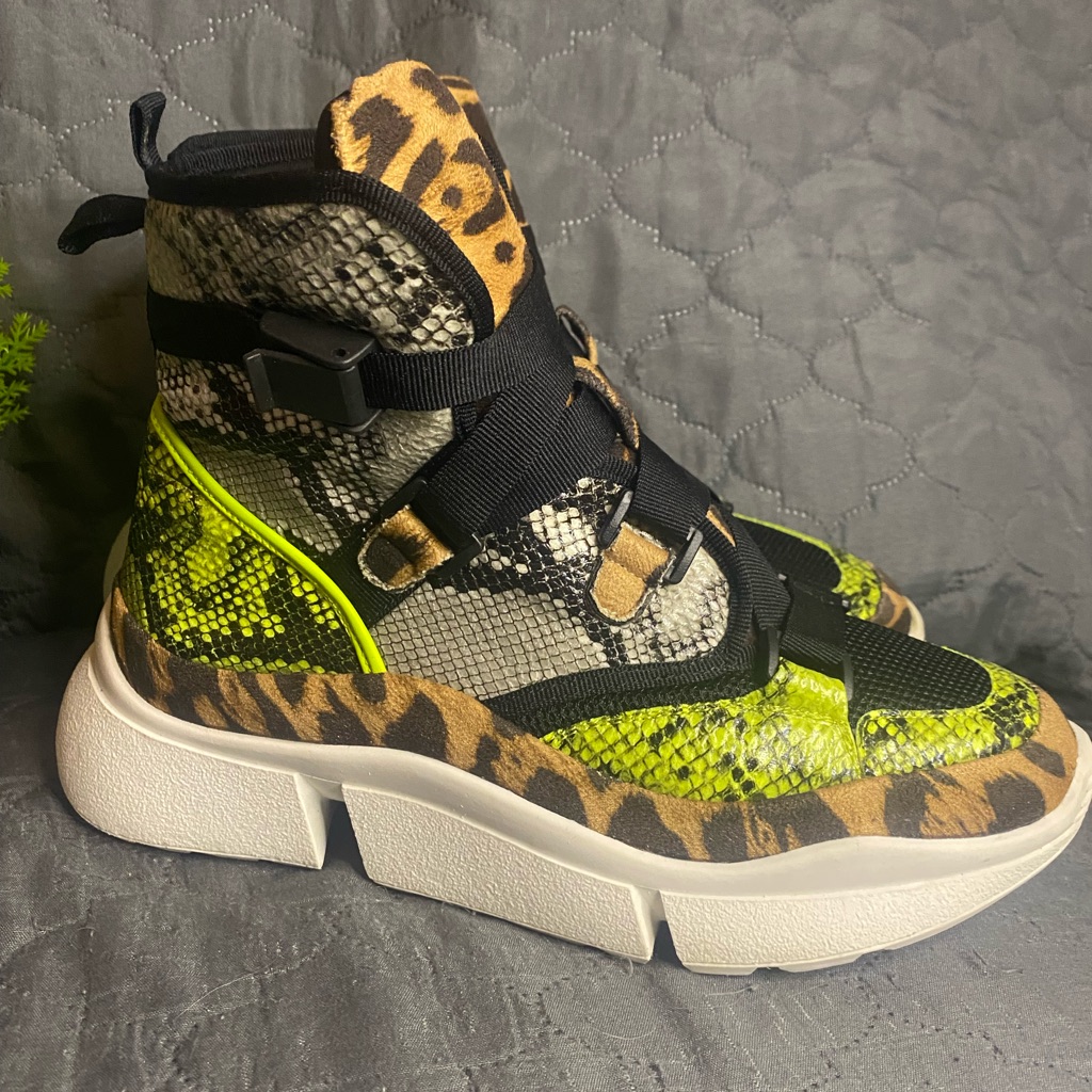Women Cape Robbin Leopard And Snake Print High-Top Sneakers